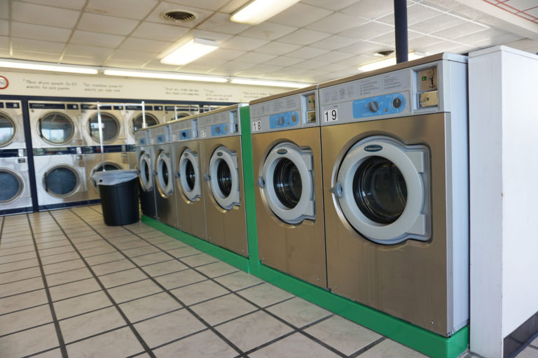 24 hour laundromat tampa